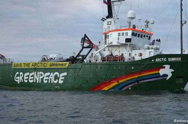 Активістів Greenpeace звинуватили в піратстві