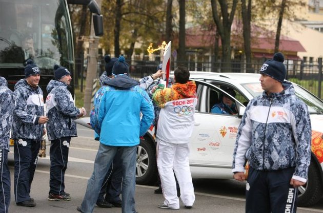 Приключения Олимпийского огня в Москве: погас в четвертый раз