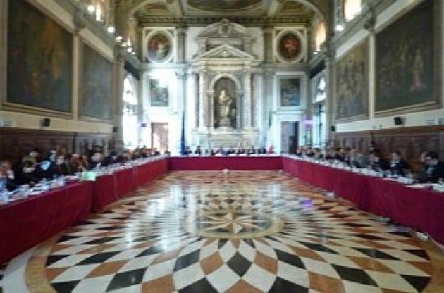 Венецианская комиссия выдвинула пять претензий к законопроекту "О прокуратуре"