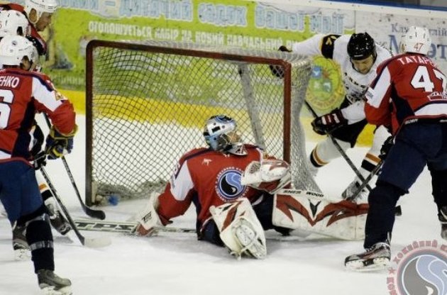 &quot;Компаньйон&quot; та &quot;Білий Барс&quot; стануть головними фаворитами чемпіонату