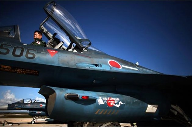Япония призвала Китай отказаться от возможного применения силы и заявила о готовности дать отпор