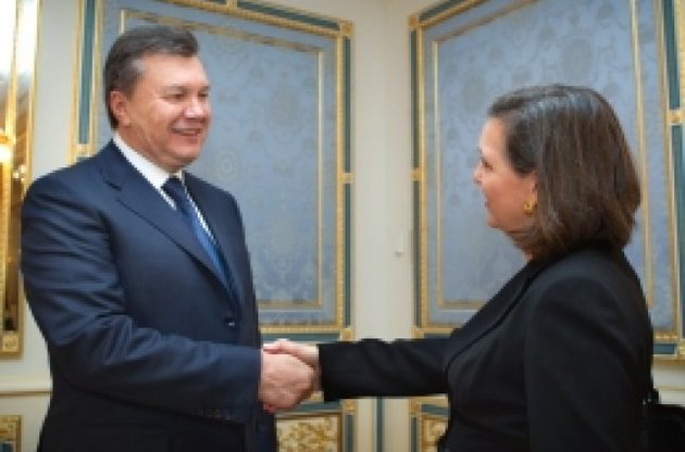 США закликали Януковича завершити решту роботи на шляху євроінтеграції