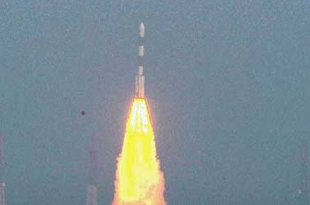Индия впервые в своей истории и четвертой в мире отправила к Марсу космический аппарат