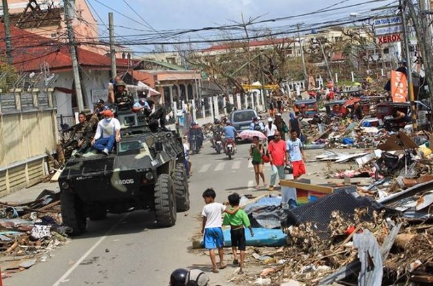Слідом за супертайфуном "Хайян" на Філіппіни прийшов шторм "Зорайда"