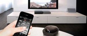 Apple запатентував універсальний пульт управління технікою