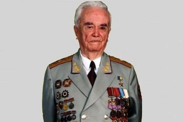 Евгений Березняк получил 10 орденов и более 30 медалей