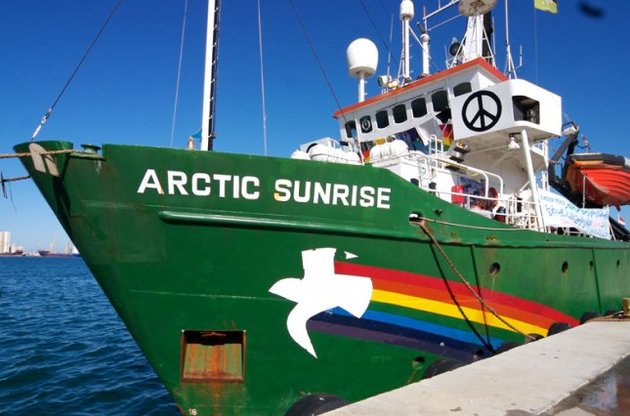 Суд відпустив радиста Arctic Sunrise під заставу