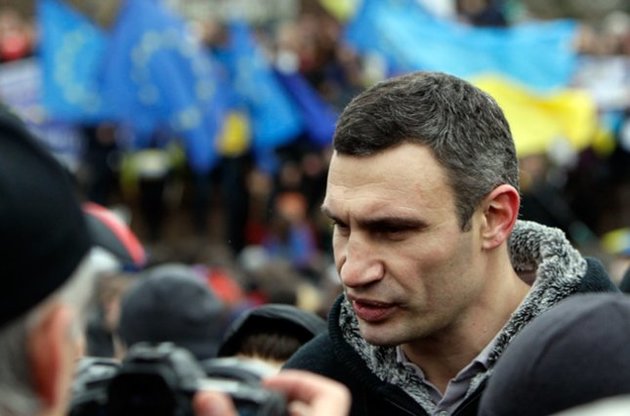 Кличко: Евромайдан будет стоять до отставки президента