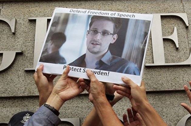The Guardian опублікував всього 1% таємних матеріалів Сноудена