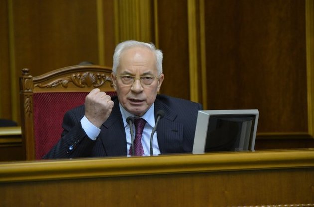 Азаров вновь пообещал сделать кадровые выводы по министрам