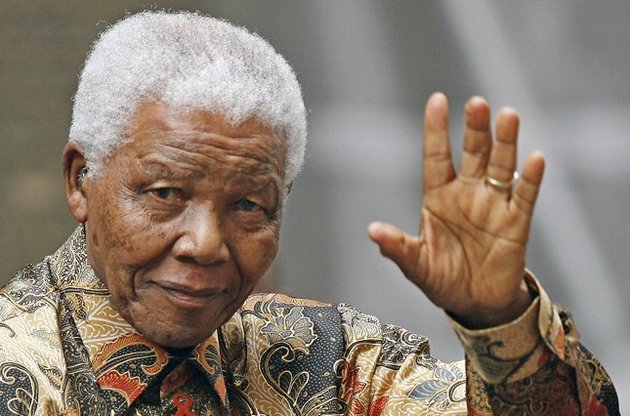 Нельсон Мандела: людина, яка поєднала чорне з білим