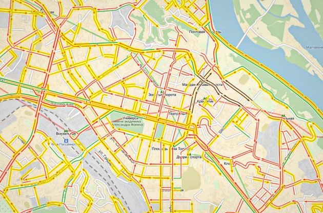 Киев стоит в 10-балльных пробках