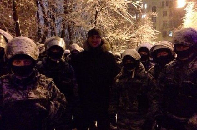 Братья Кличко призвали не выполнять преступных приказов