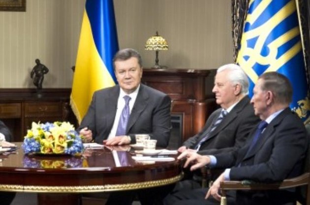 Кравчук предложил Януковичу подписать отдельно политическую часть ассоциации с ЕС