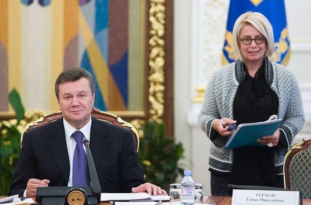 Герман повідомила про бажання регіоналів оновити уряд Азарова на 90%