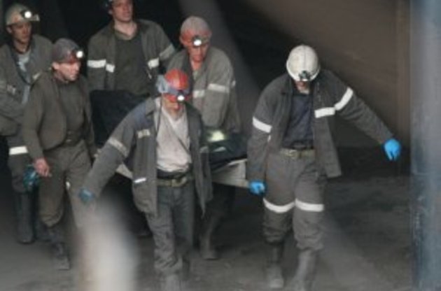 Через вибух на шахті в Донецькій області загинули 4 гірники, 13 госпіталізовано