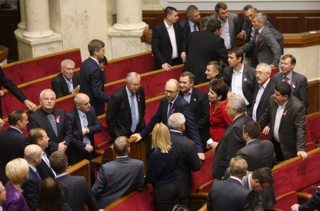 "Батьківщина" обвинила власть в подкупе депутатов ради голосования за госбюджет-2014