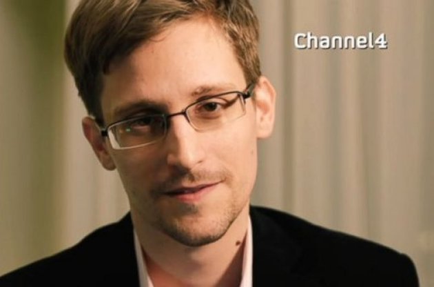 Сноуден у відеозверненні з Москви порівняв сучасний світ з книгами Оруелла