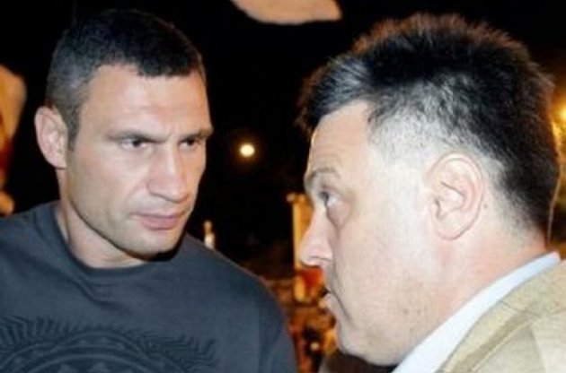Кличко заявил, что факельное шествие "Свободы" не имеет отношения к Евромайдану