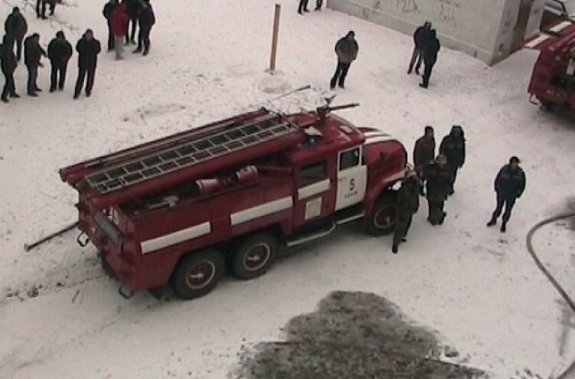 При пожаре на территории харьковского завода "Хартрон" погибли восемь человек