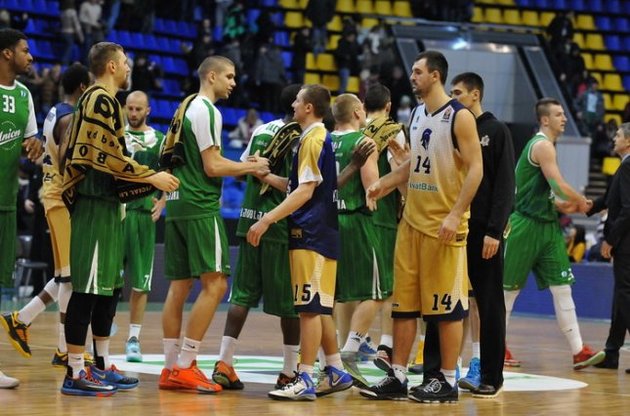 "Будивельник" и "Химик" одержали победы в баскетбольном Еврокубке