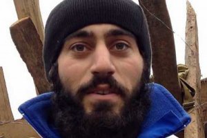 Зупинити кровопролиття - означає показати диктаторові обличчя майбутнього президента