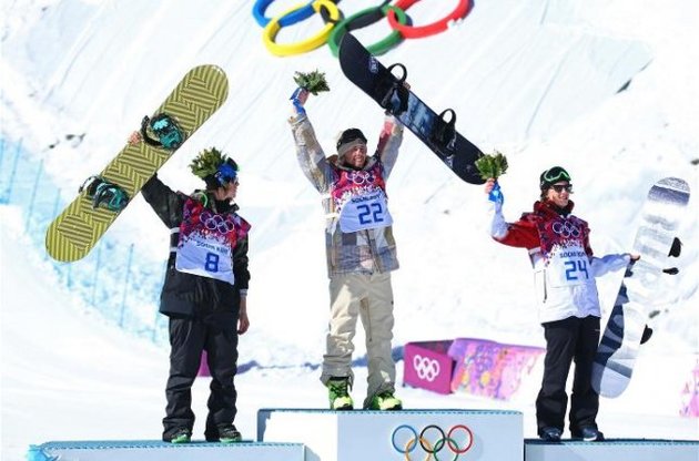 Первое золото Сочи выиграл американский сноубордист, опередивший упавшего фаворита