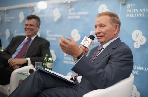 Кучма призвал ограничить власть президента