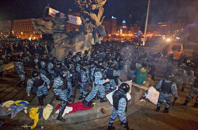 Отвечать за разгон Майдана в ночь 30 ноября никто не будет