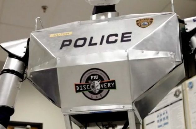 Американські інженери представили прототип робокопа