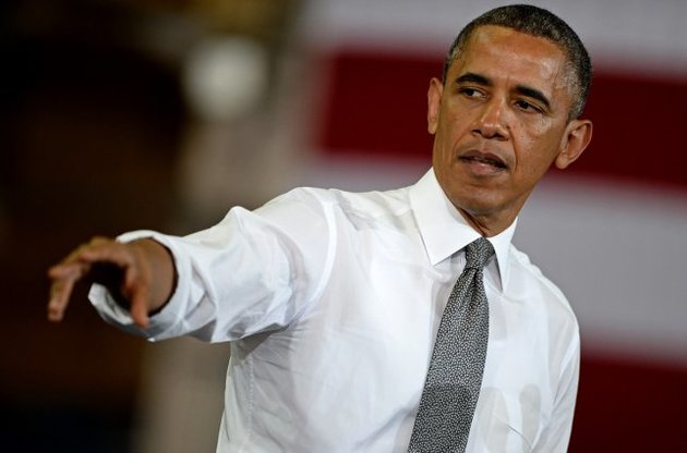 Обама одобрил повышение потолка госдолга США