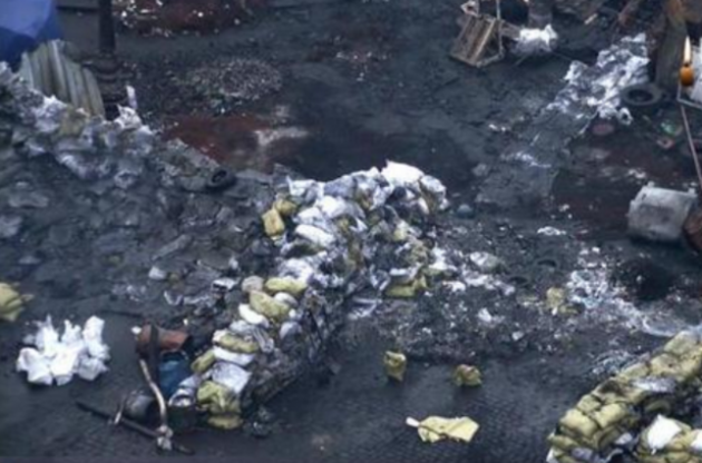 Протестующие открыли проезд по Грушевского