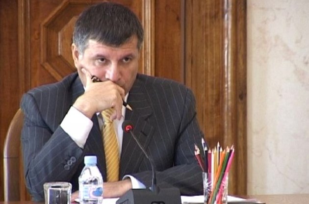 Аваков пообещал "Правому сектору" и Самообороне должности в МВД