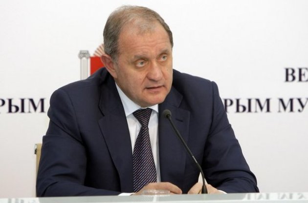 Загарбники адмінбудівель у Сімферополі заявили Могильову, що не уповноважені вести переговори
