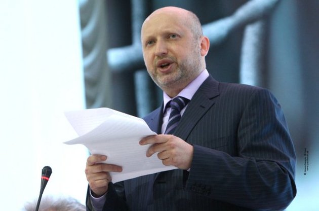 Турчинов заявил, что захват админзданий будет расцениваться как преступление
