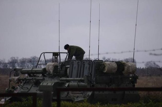 СМИ: В Крыму находится уже 15 тысяч российских военнослужащих