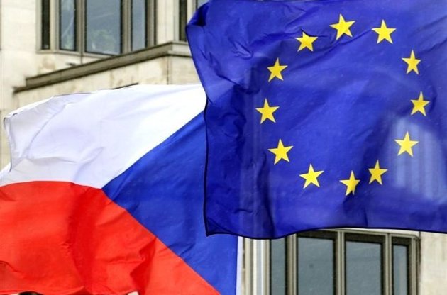 Чехія викликала посла Росії в Празі через кримські події