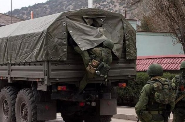 Российские военные захватили штабы украинских погранвойск в Крыму