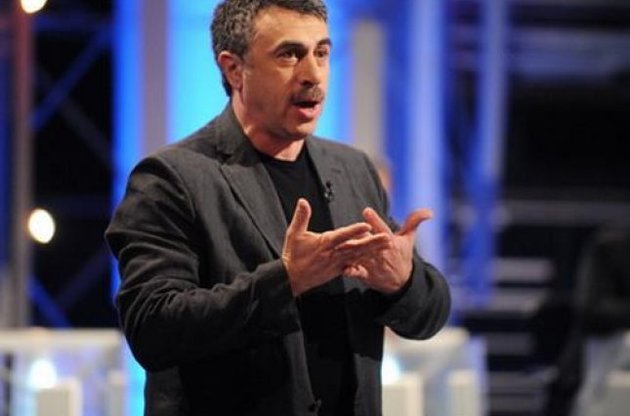 Евгений Комаровский попросил отказаться о попыток &quot;спасти&quot; украинцев