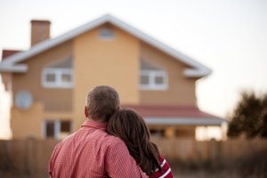 Нерухомість за кордоном:  розкіш чи рятівний притулок?