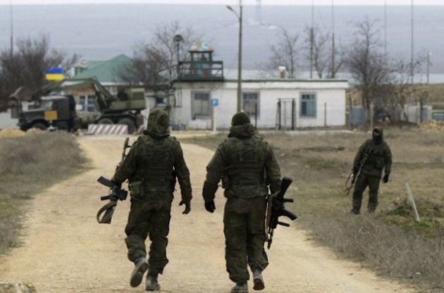 Россия перебросила в Крым механизированные батальоны и спецназ из Чечни