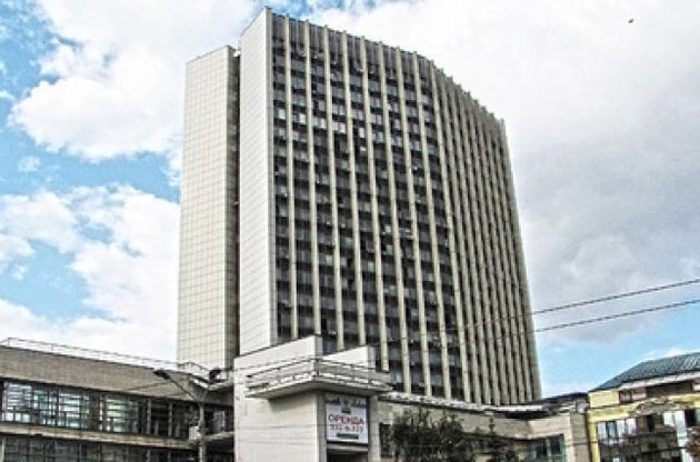 Будівля податкової на Львівській площі