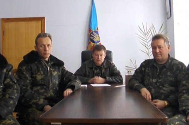 Командир заблокированной россиянами части в Крыму записал видеообращение к руководству Украины