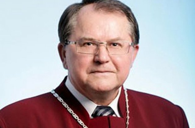 Главой Конституционного суда избран Юрий Баулин