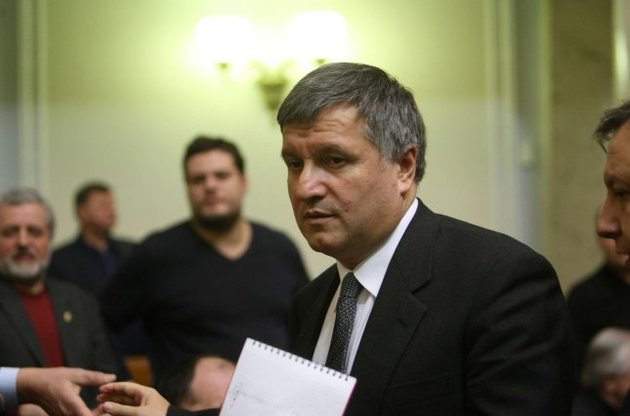 Аваков сообщил о трех тысячах верных присяге бойцах Нацгвардии в Крыму