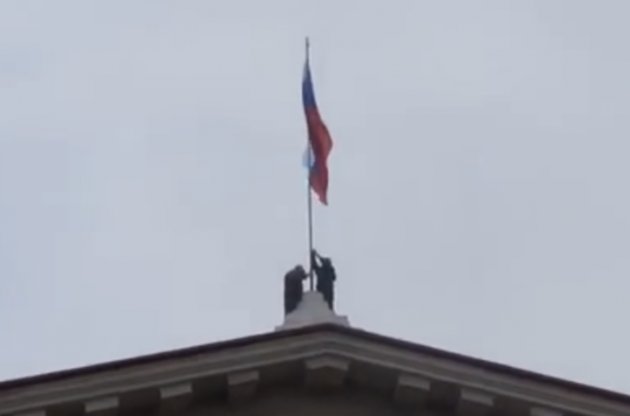 Студенты Севастопольского университета ядерной энергии проигнорировали гимн и флаг РФ