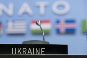 Україна розглядає питання про зміну позаблокового статусу