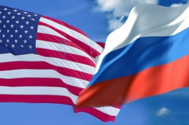 США призупинили ряд проектів з Росією і передали фінансування Україні