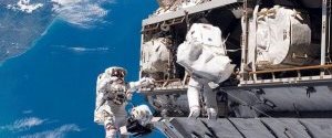 NASA приостанавливает сотрудничество с Россией
