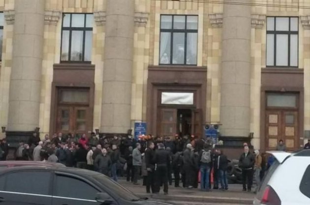 МВС: Будівлю Харківської ОДА звільнено